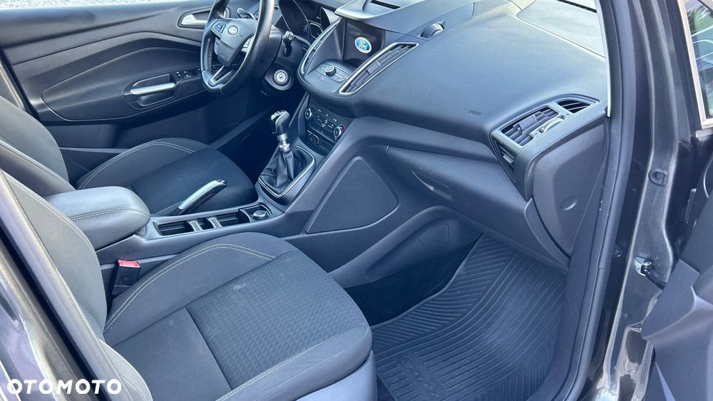Ford C-MAX - 19
