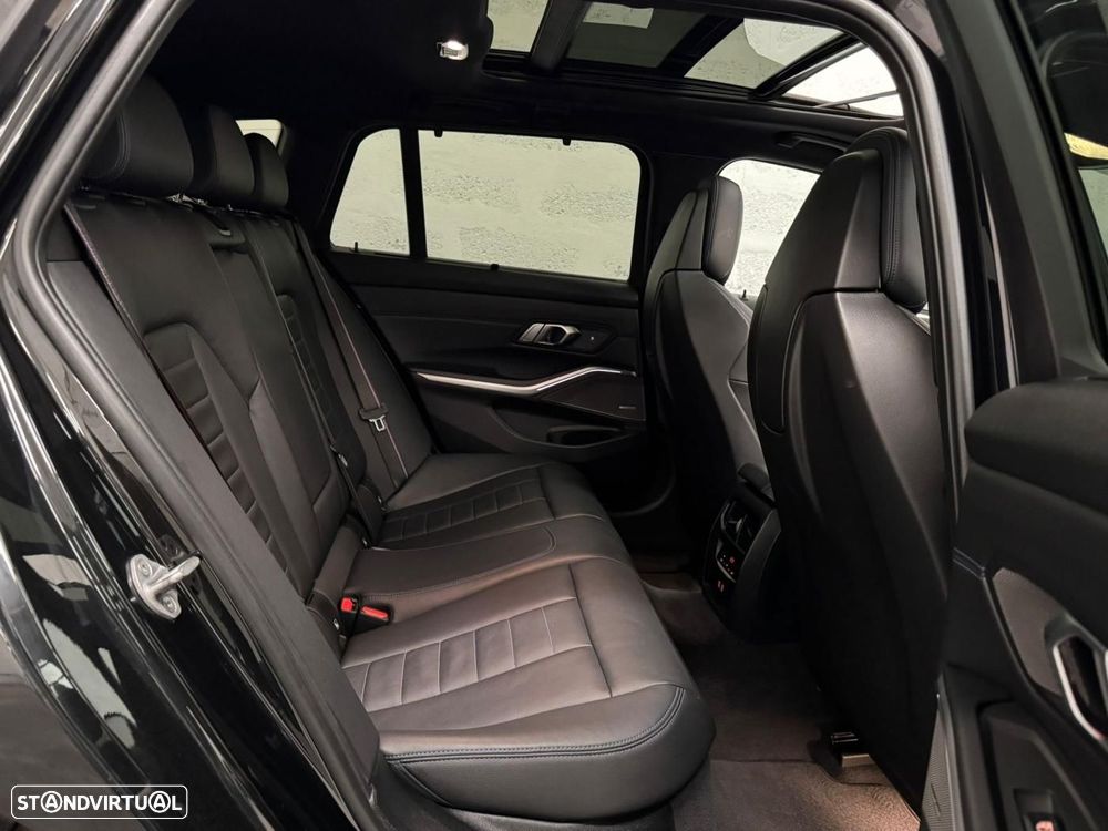 BMW 330 e Aut. M Sport - 42