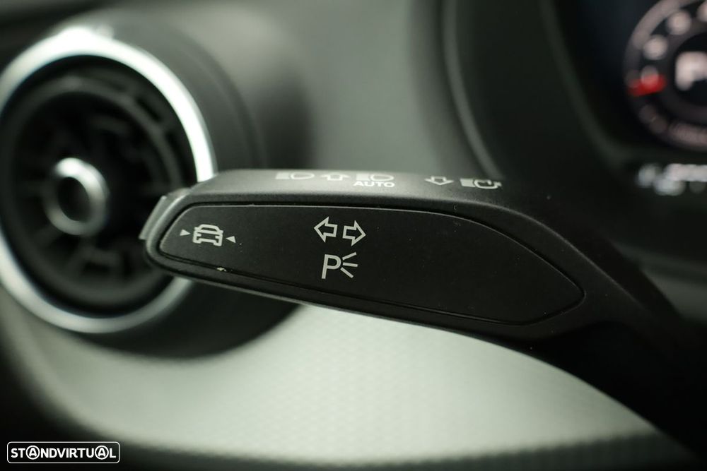 Audi Q2 35 TFSI Advanced S tronic - 17