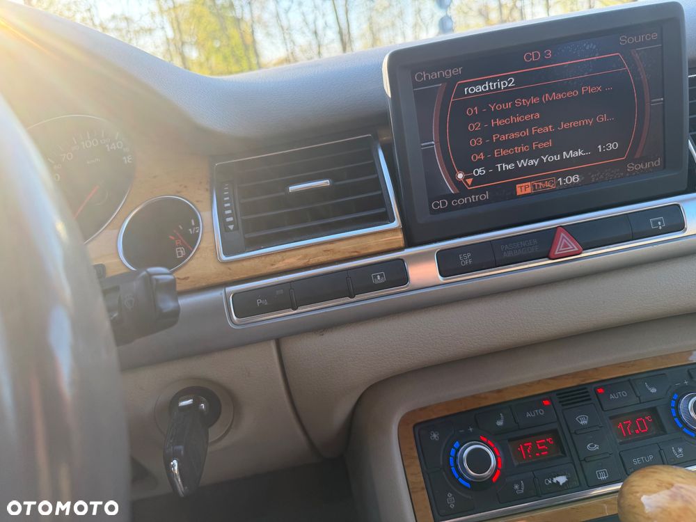 Audi A8 4.2 FSI L Quattro - 17