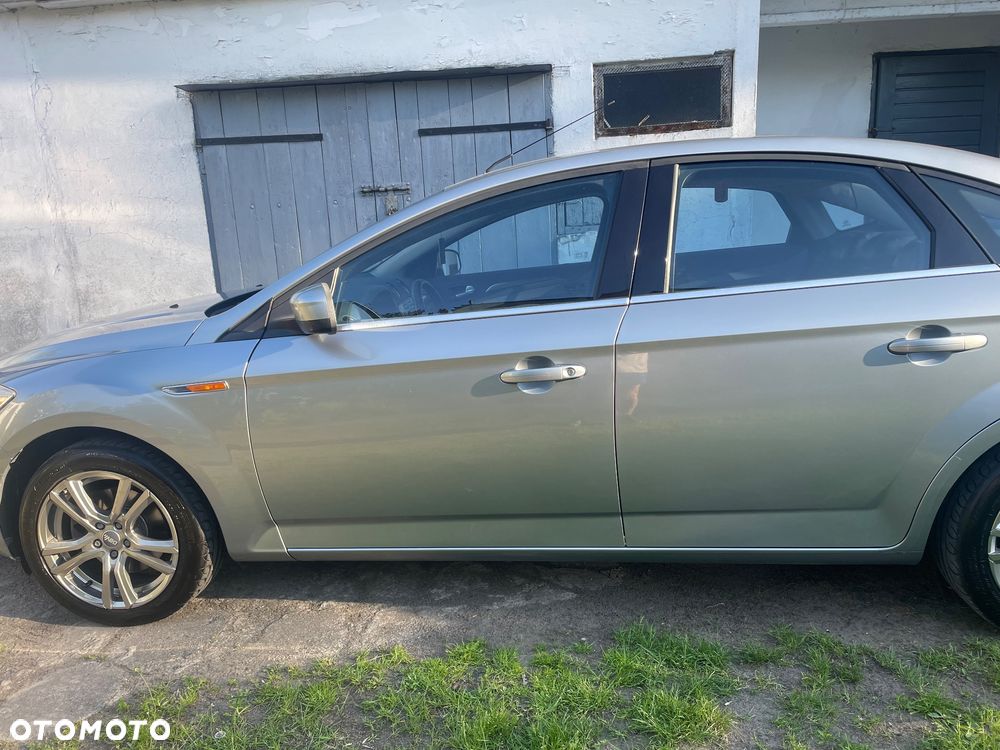 Ford Mondeo - 10