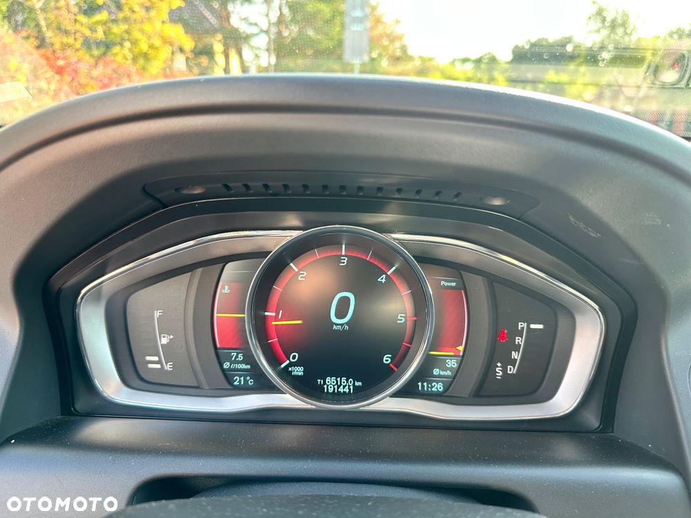 Volvo XC 60 D4 Drive-E Momentum - 23