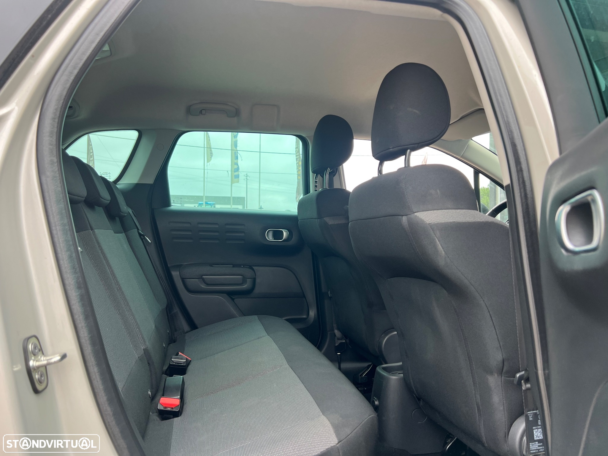 Citroën C3 Aircross 1.2 PureTech Shine - 20