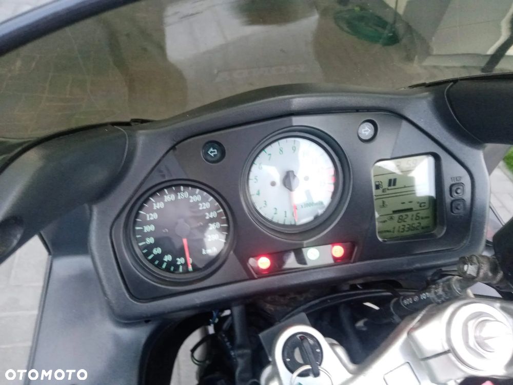 Honda VFR - 5