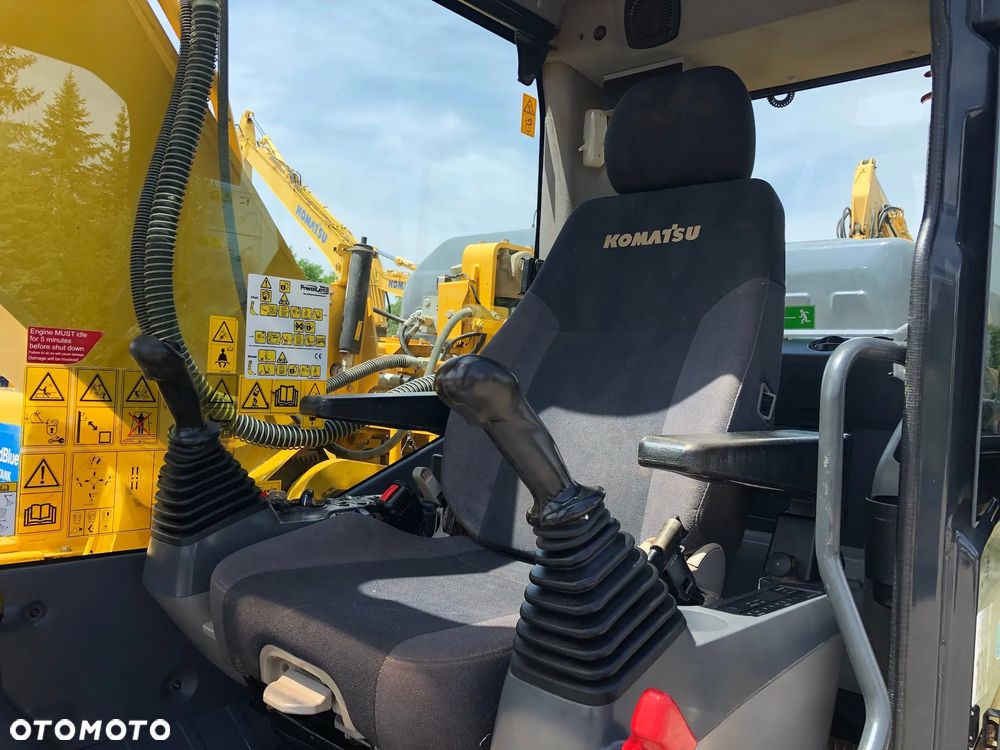 Komatsu PC210LC-11 - 36