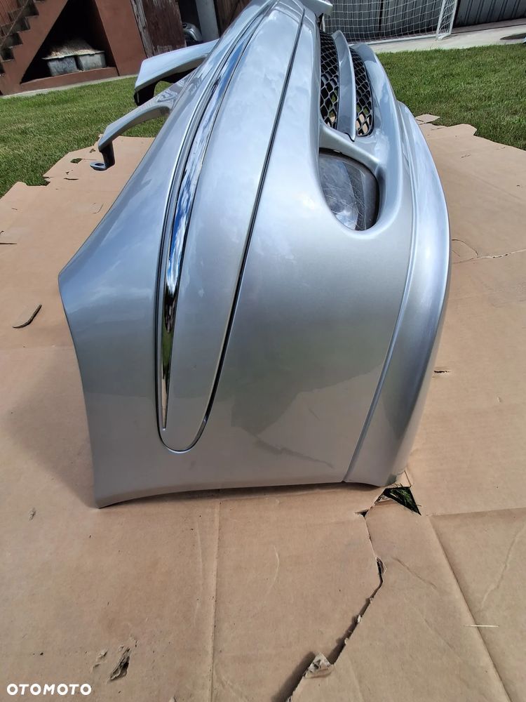 Zderzak przedni Mercedes E klasa W211 LAK 744 AVANTGARDE - 3