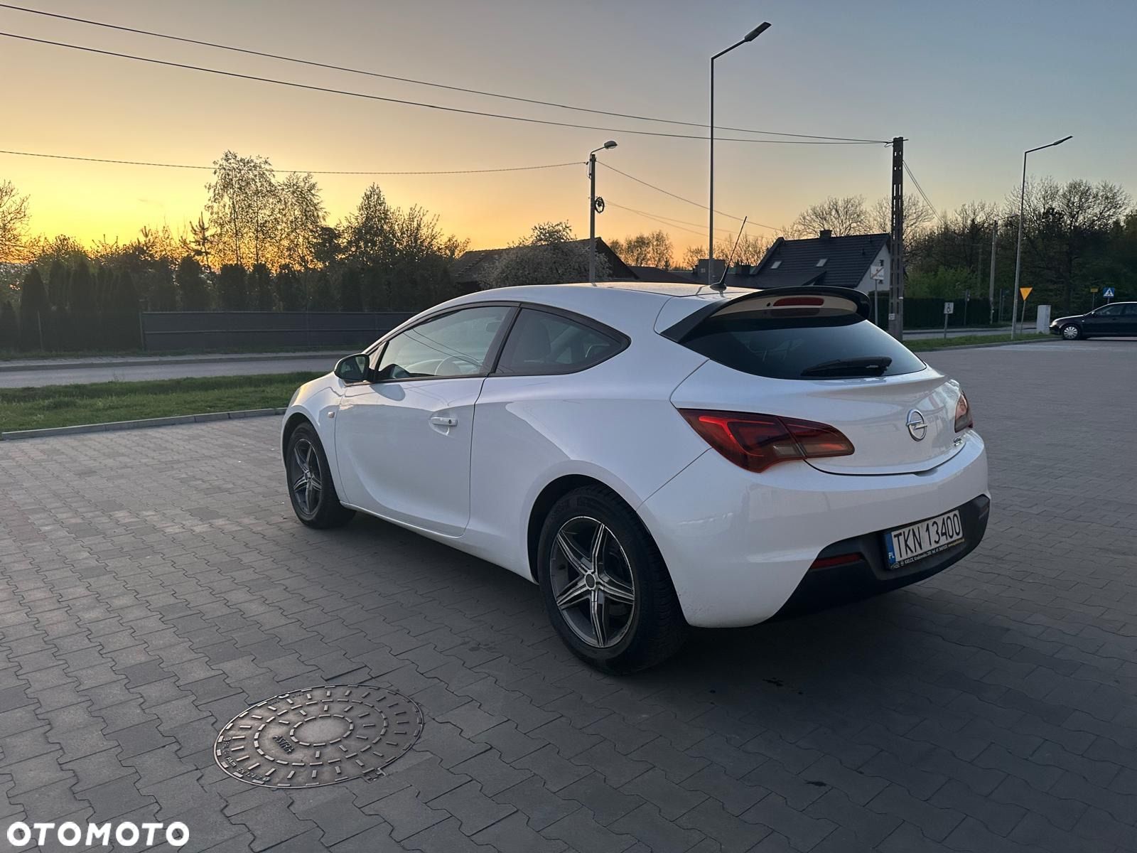 Opel Astra - 1