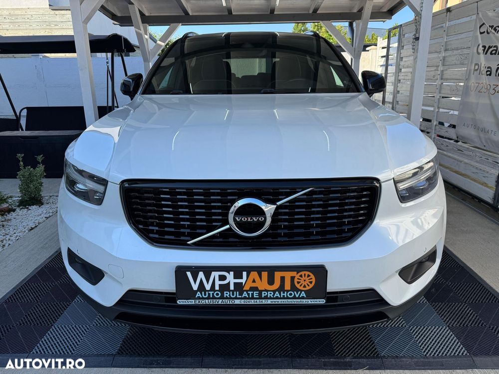 Volvo XC 40 D4 AWD R-Design - 1