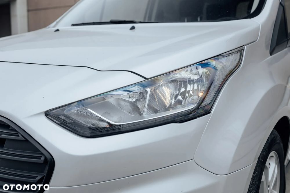 Ford Transit Connect - 14