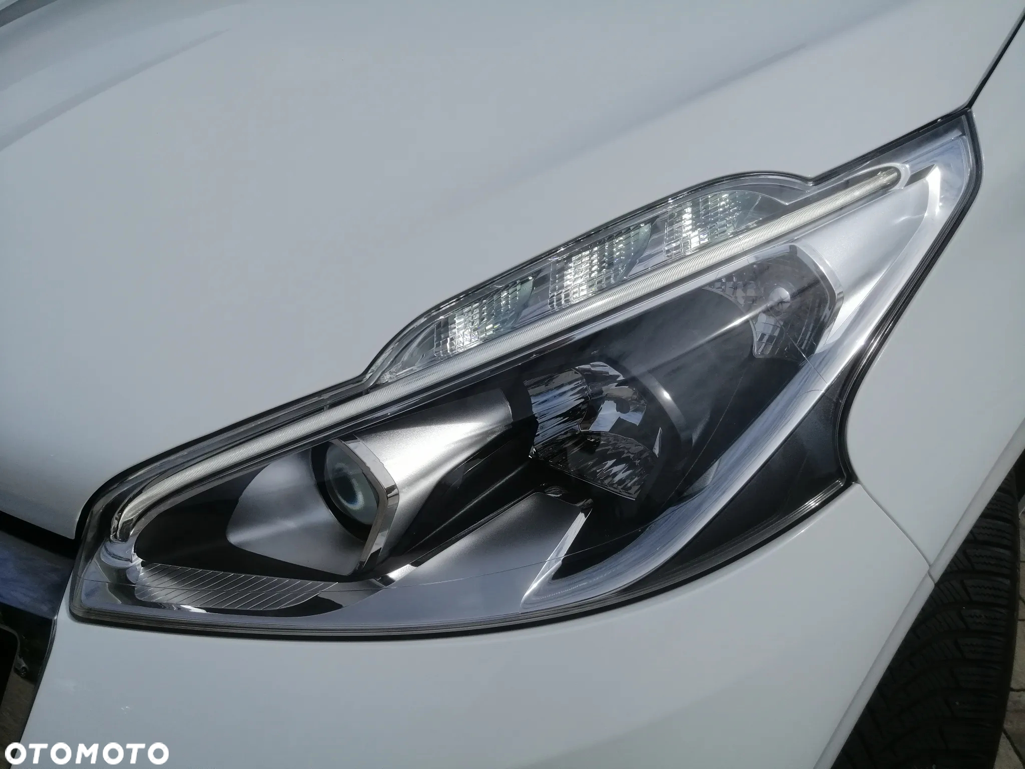Peugeot 208 PureTech 82 Start & Stop Allure - 36