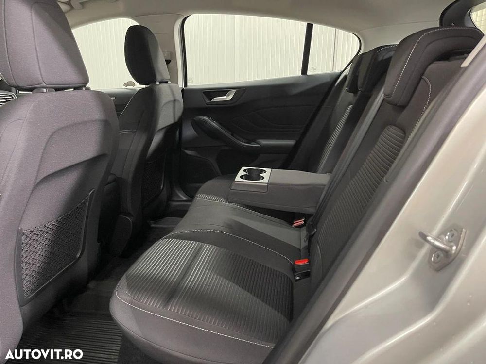 Ford Focus 1.5 EcoBlue Titanium Business - 11