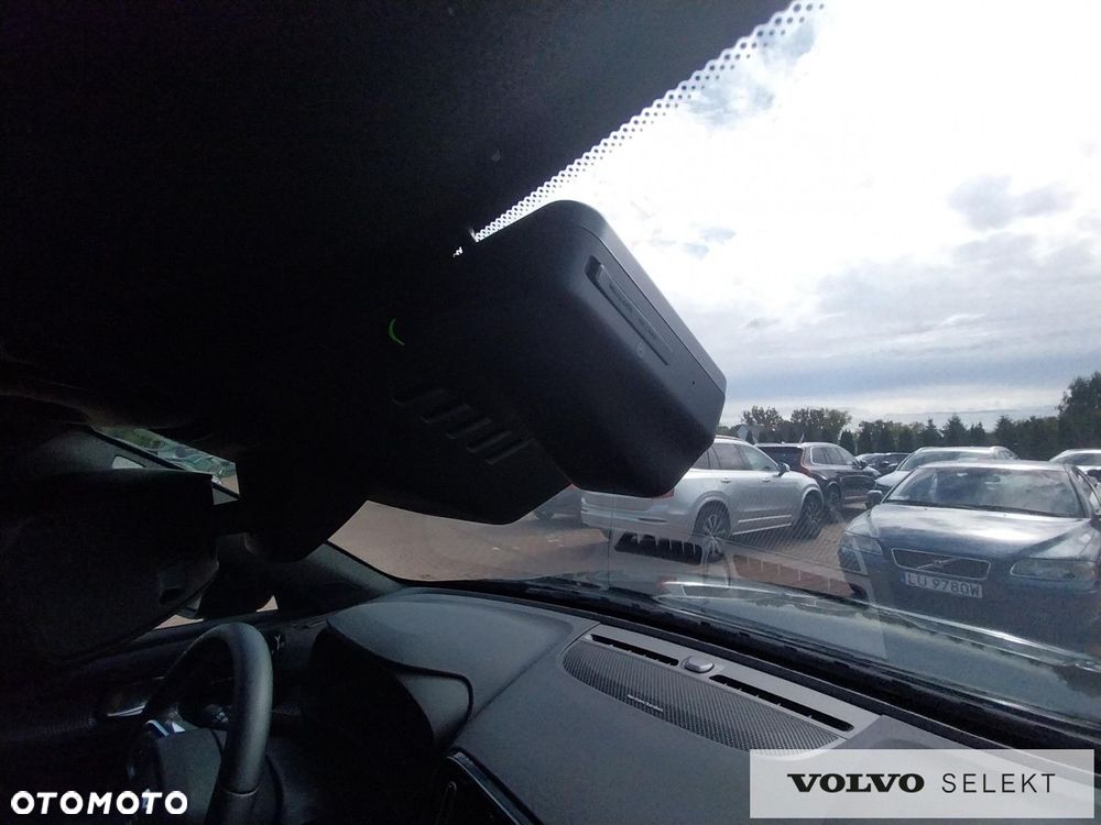 Volvo XC 40 - 24