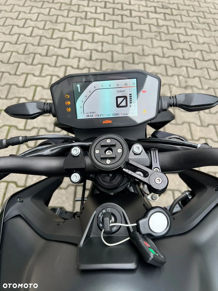 KTM Duke - 19