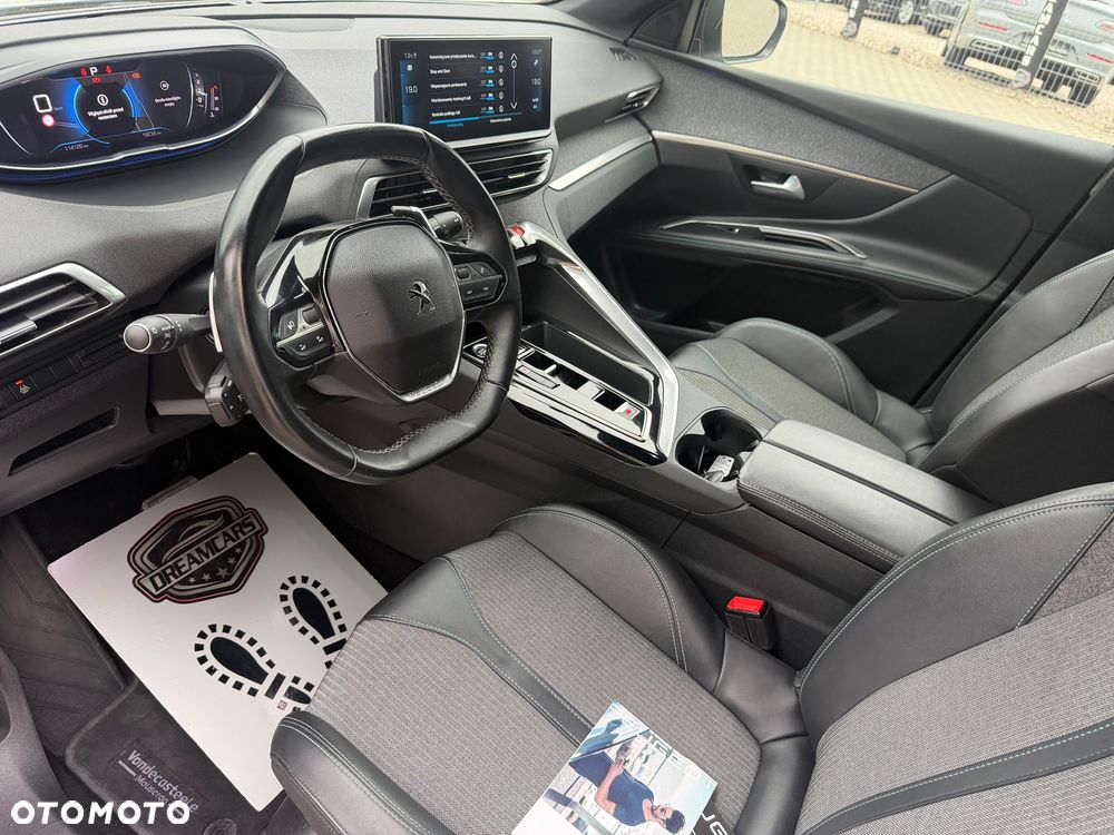 Peugeot 5008 - 32