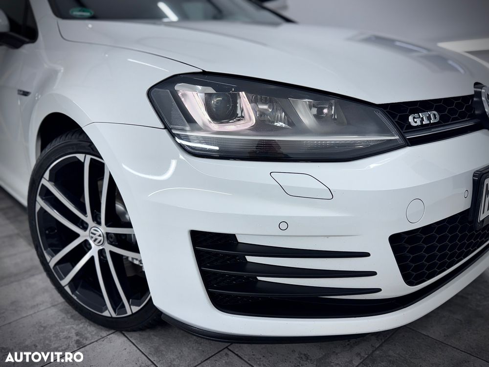 Volkswagen Golf GTD 2.0 TDI SCR DSG - 16