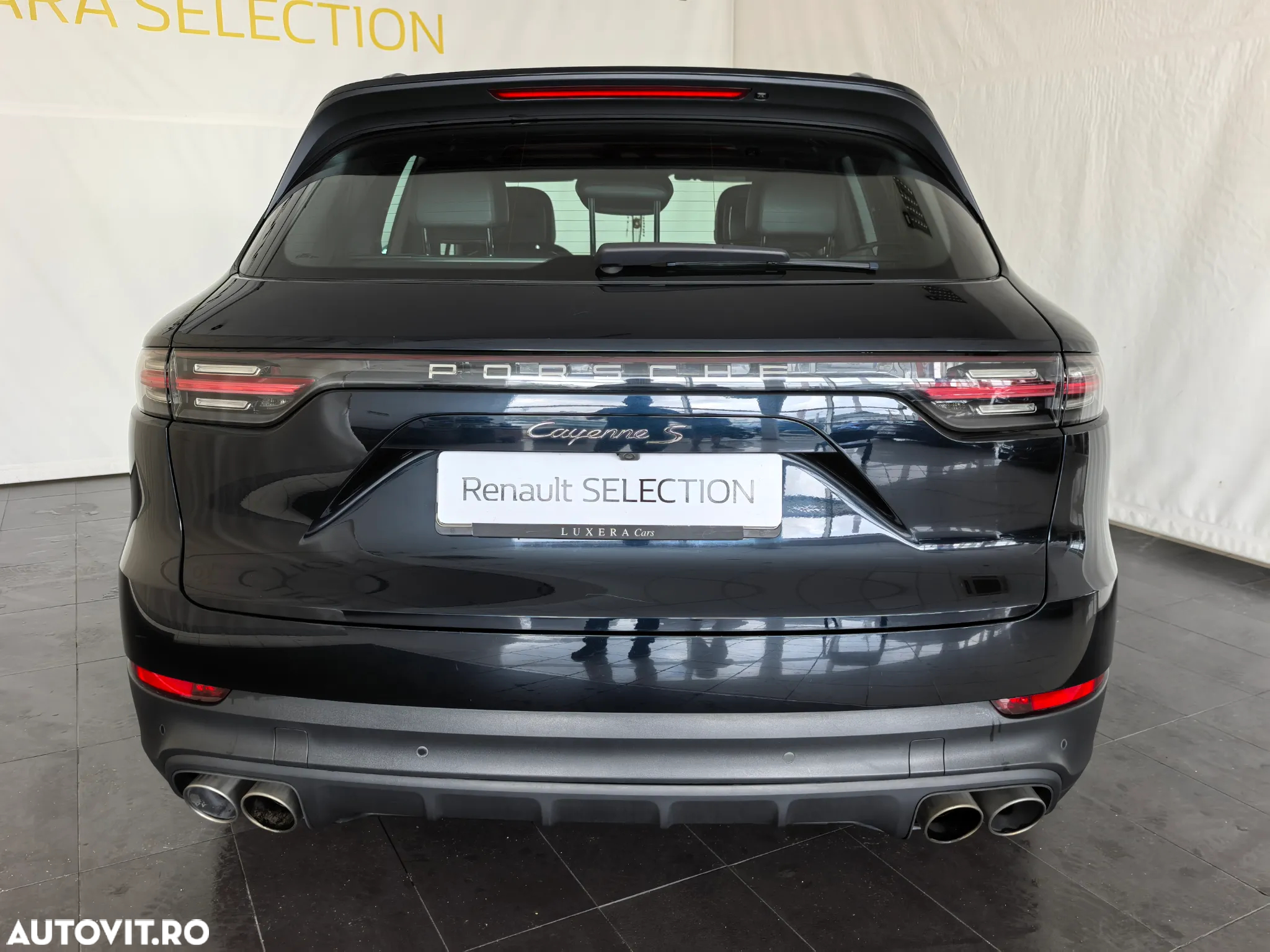 Porsche Cayenne - 6