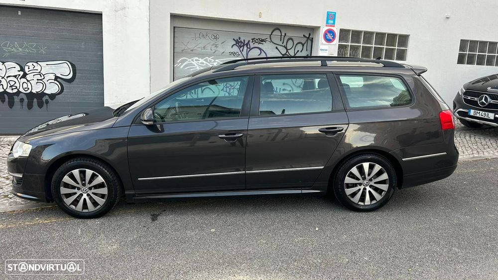 VW Passat Variant 1.6 TDI DPF BlueMotion Comfortline - 4
