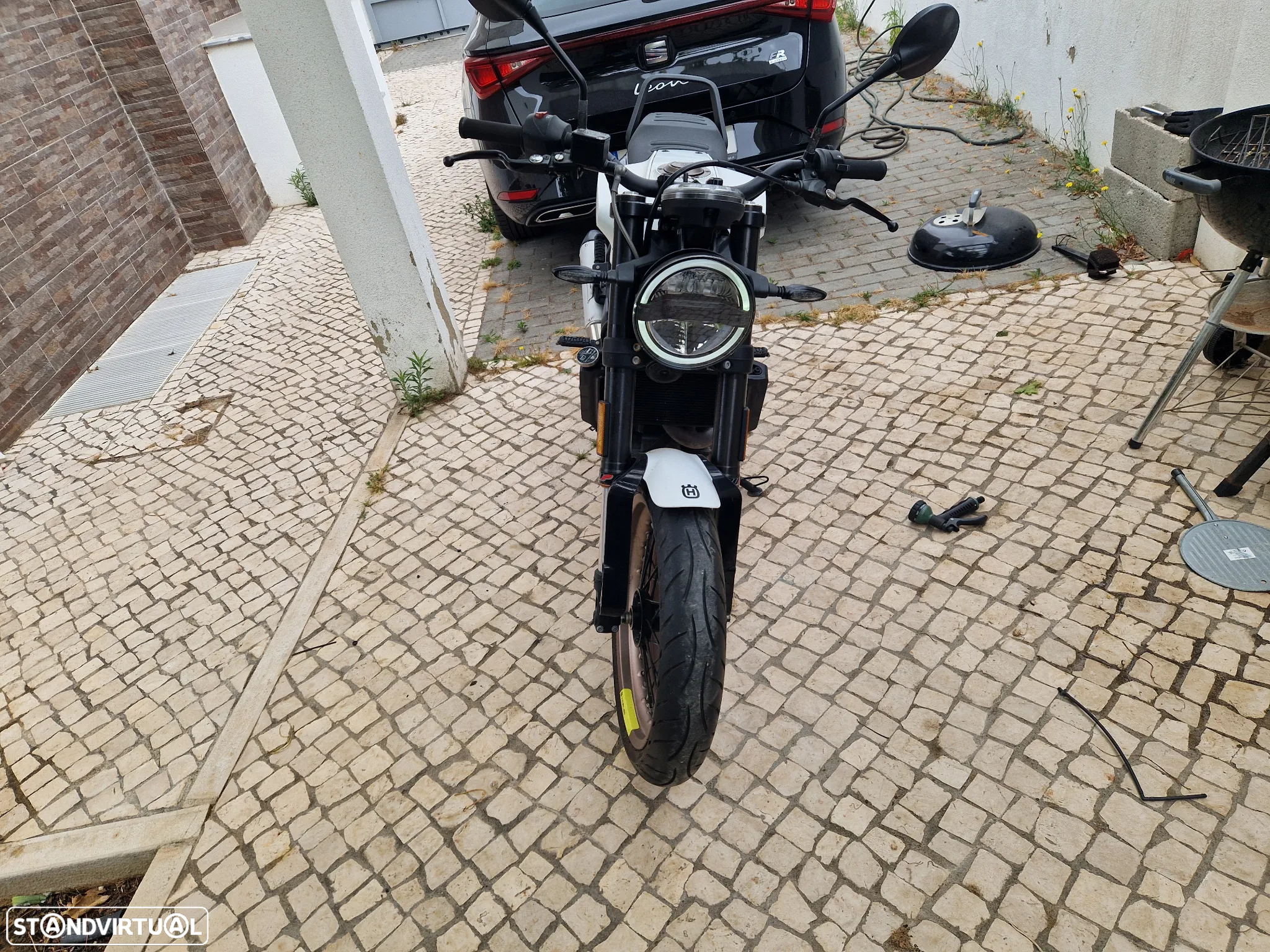 Husqvarna Vitpilen 401 - 5