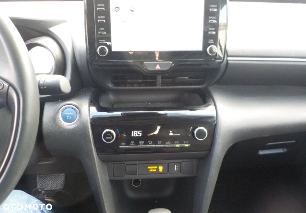 Toyota Yaris Cross - 36