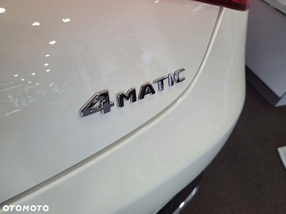 Mercedes-Benz CLE - 8