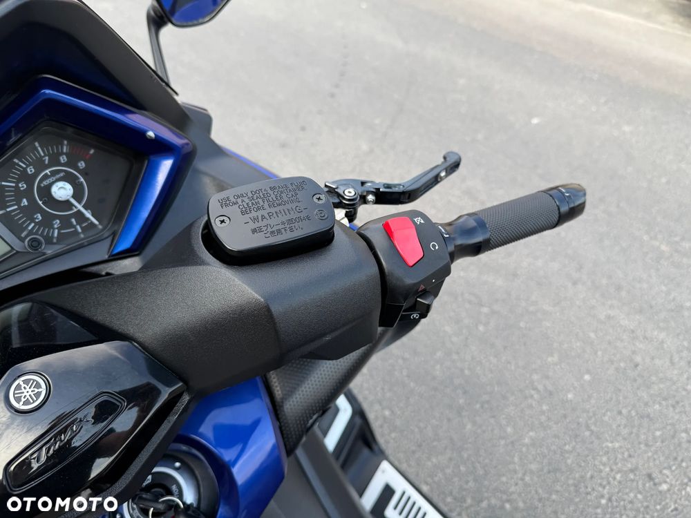 Yamaha Tmax - 11