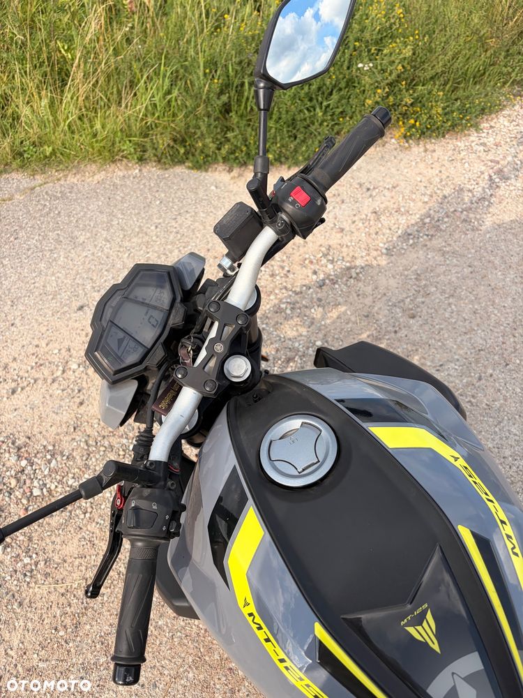 Yamaha MT - 5