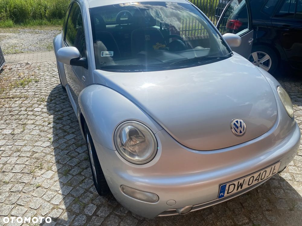 Volkswagen New Beetle - 10