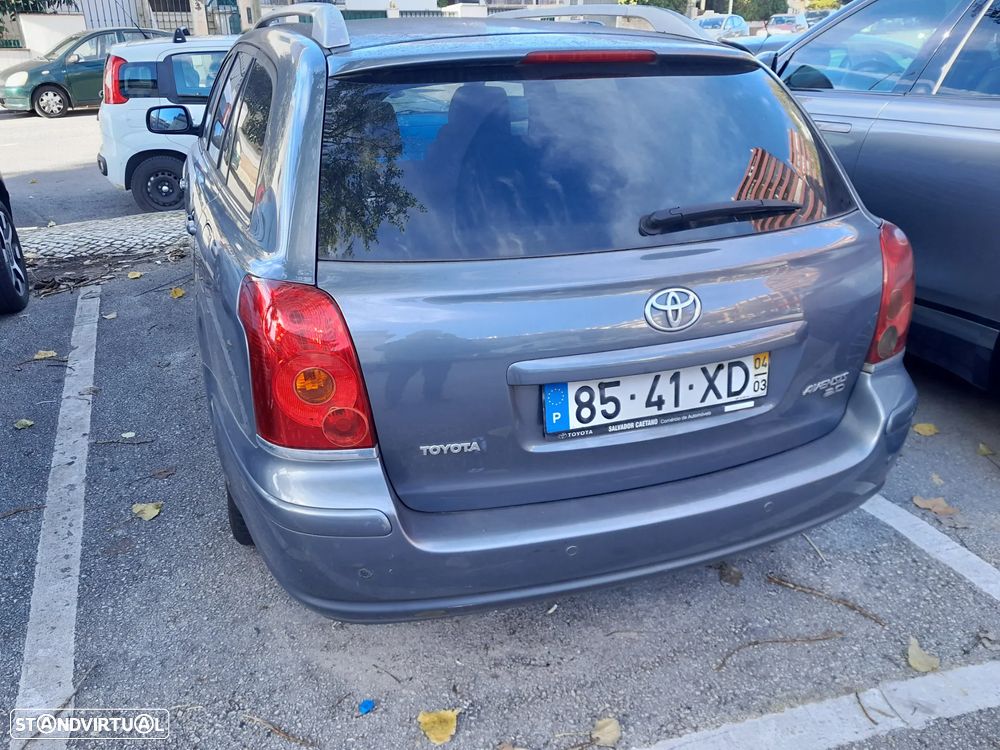 Toyota Avensis SW 2.0 D-4D - 2