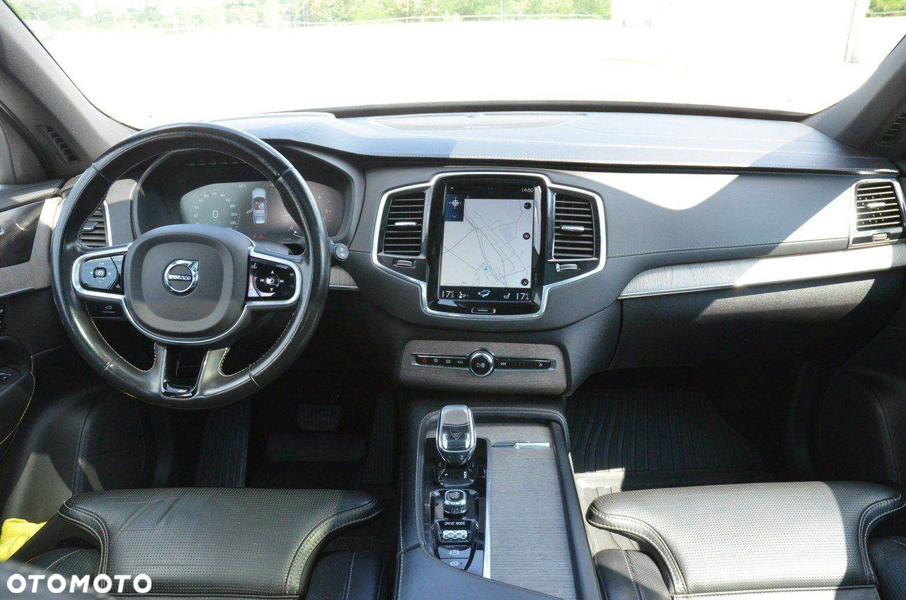 Volvo XC 90 - 20