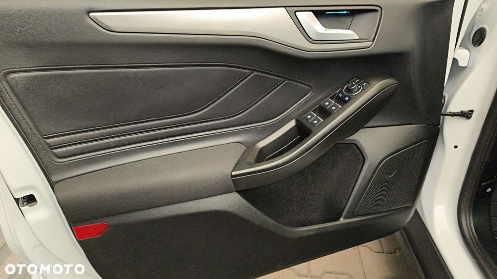 Ford Focus 1.0 EcoBoost mHEV Titanium X - 16