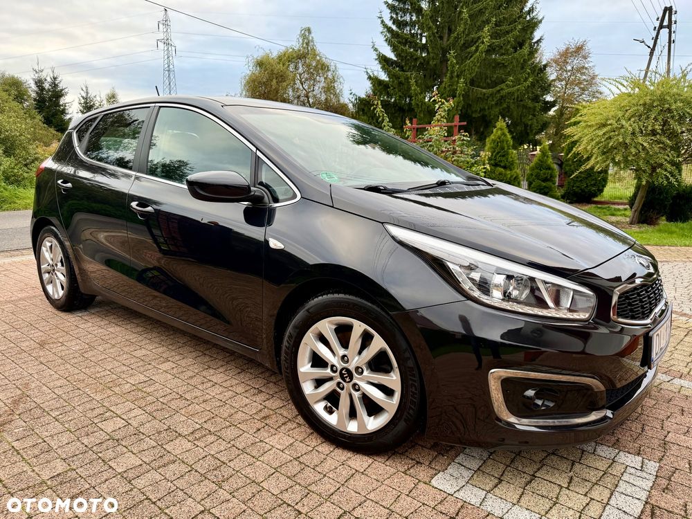 Kia Ceed Cee'd 1.6 GDI L Business Line - 2
