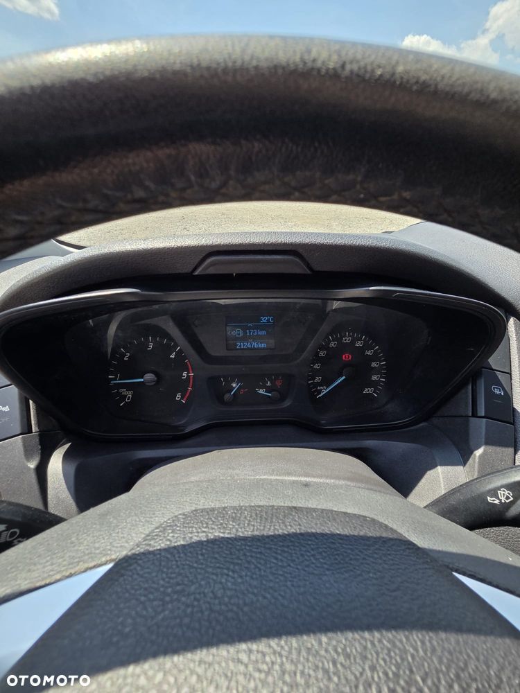 Ford Transit - 9