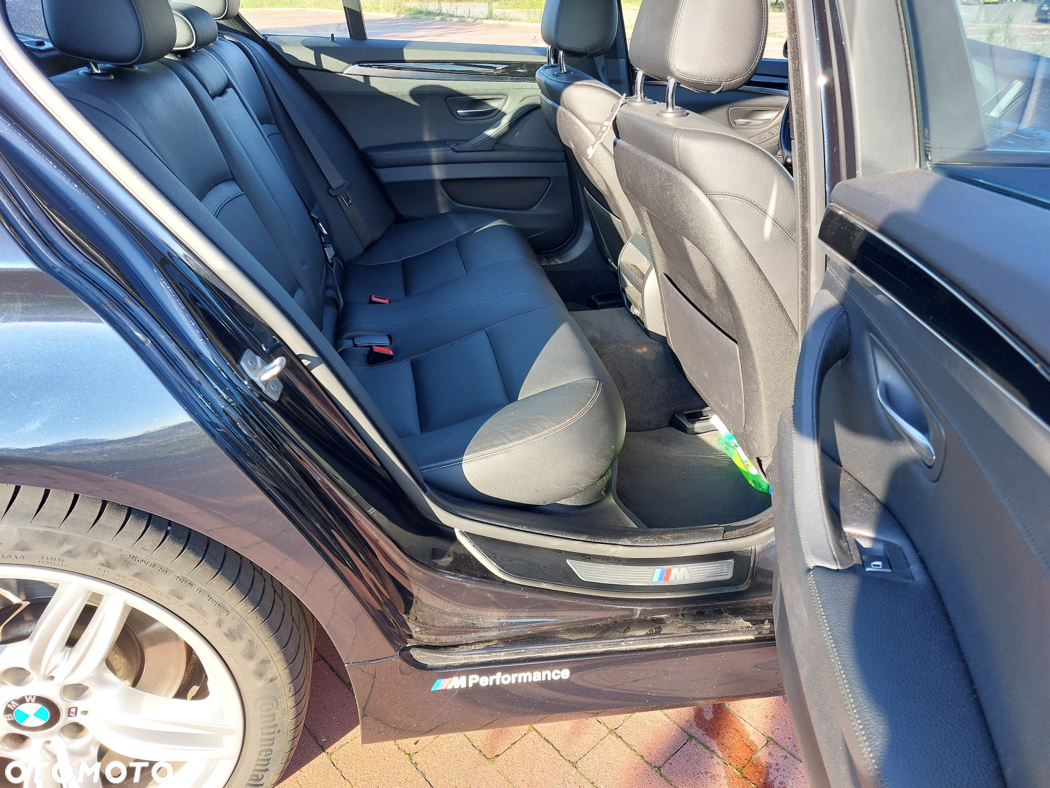 BMW Seria 5 520d M Sport - 28