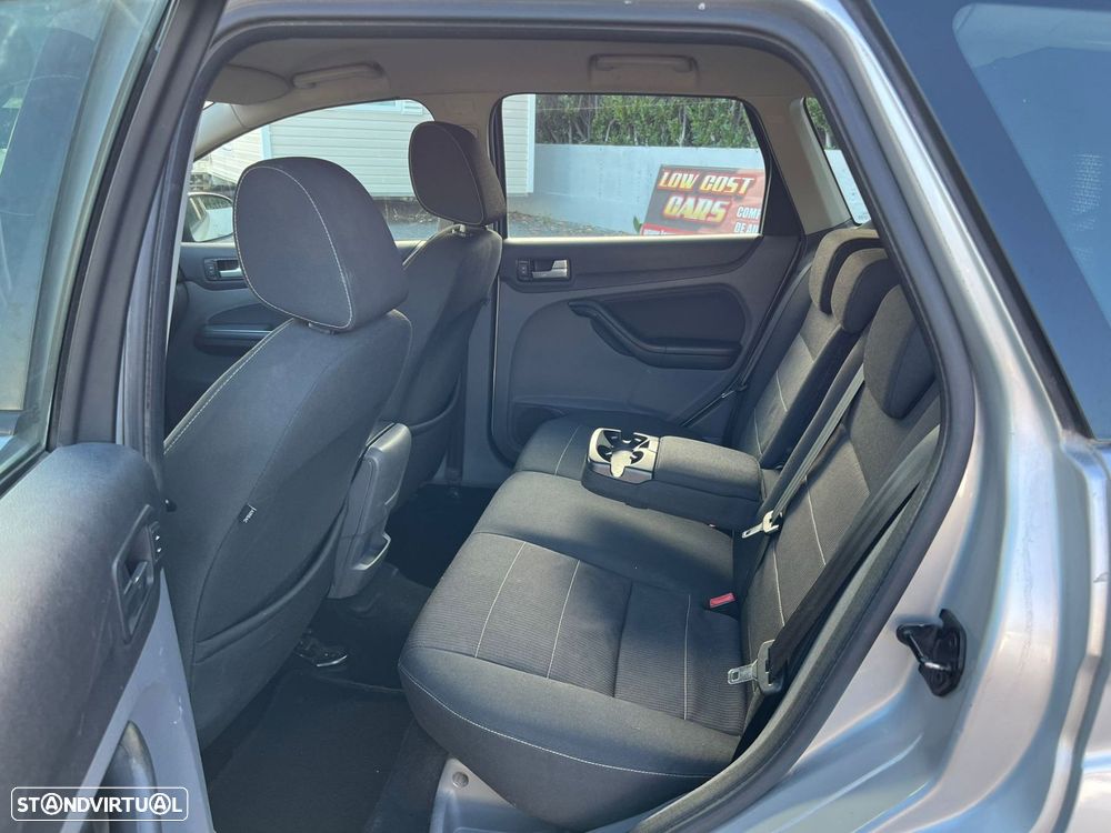 Ford Focus SW 1.6 TDCi ECOnetic - 9