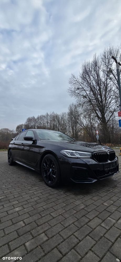BMW Seria 5 530i - 5