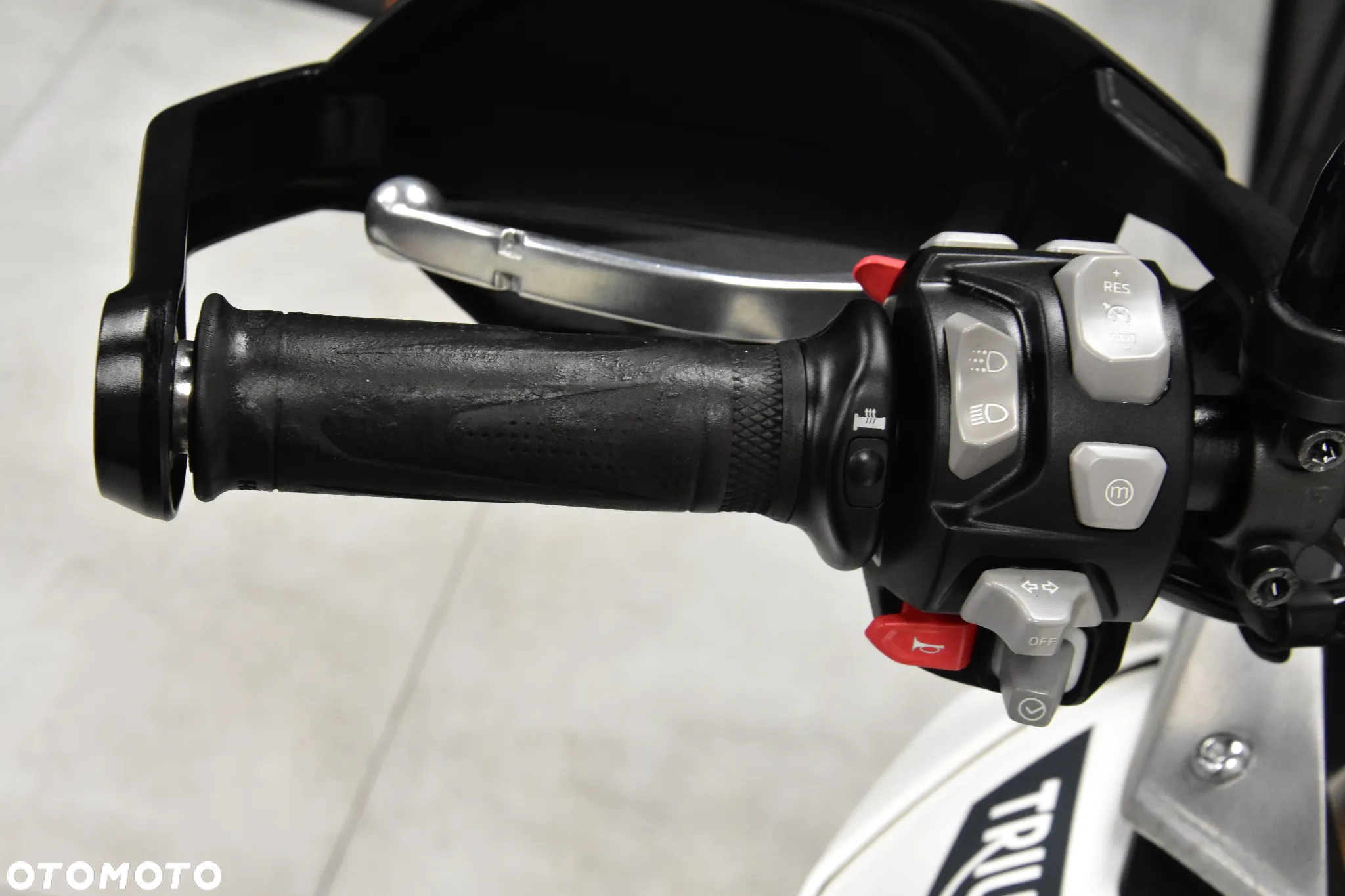 Triumph Tiger - 23