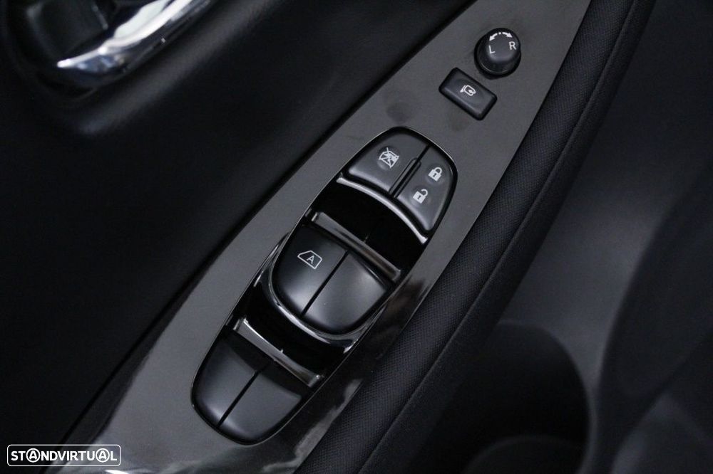 Nissan Leaf N-Connecta - 21