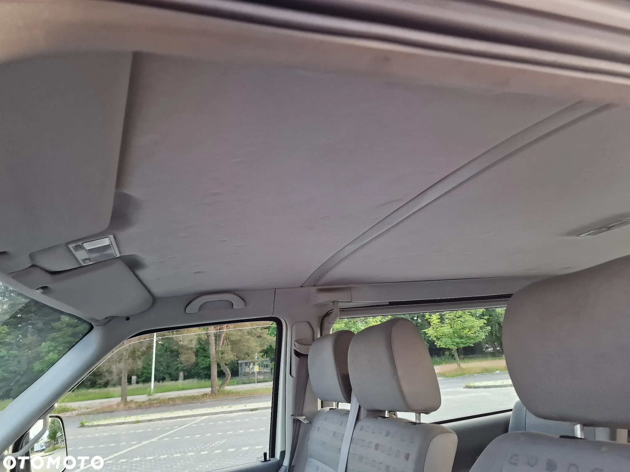 Volkswagen Caravelle GL - 16