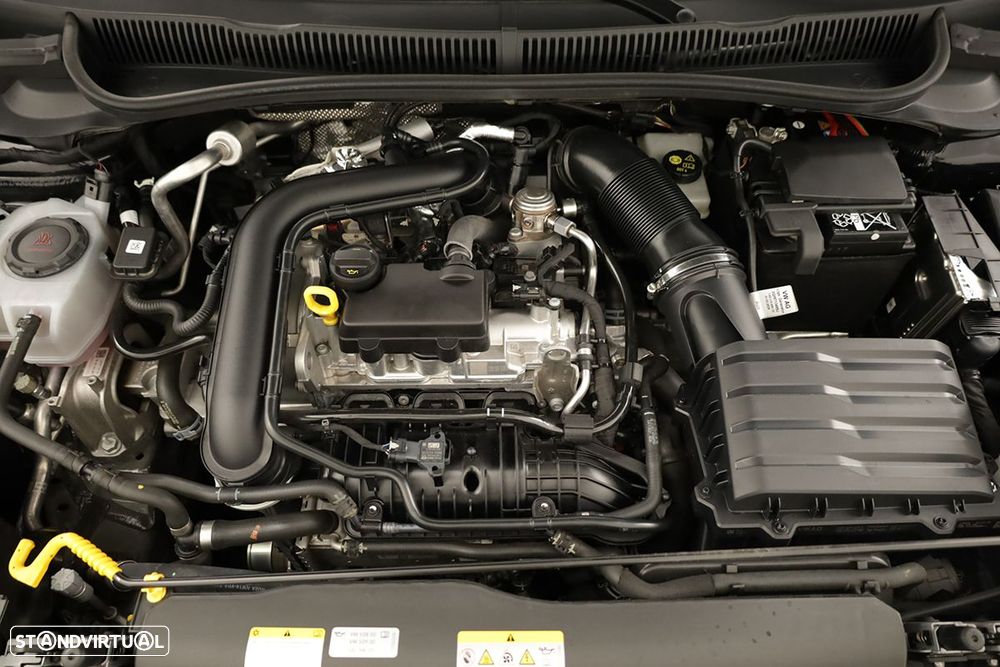 VW Taigo 1.0 TSI Urban DSG - 23