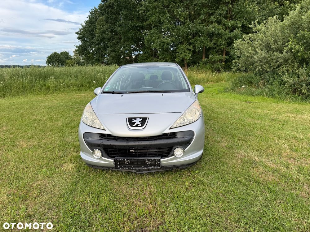 Peugeot 207 - 2