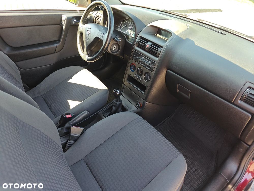 Opel Astra - 21