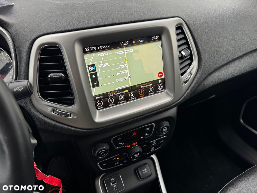 Jeep Compass 1.4 MultiAir Longitude - 28