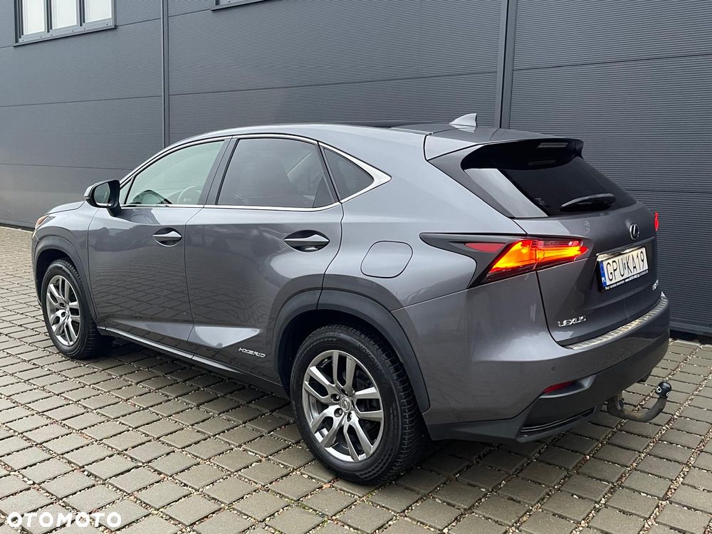 Lexus NX - 9