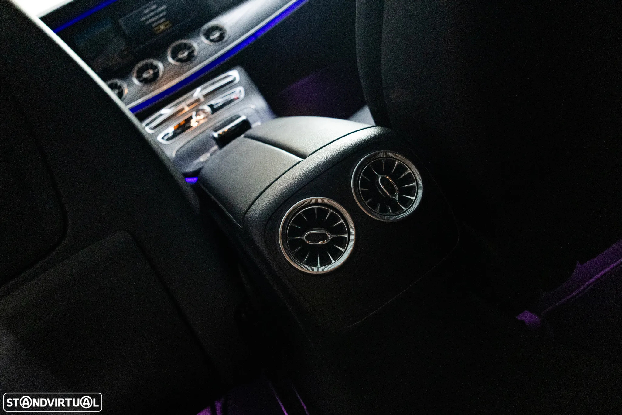 Mercedes-Benz E 220 d AMG Line - 38