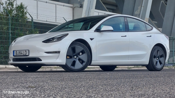 Tesla Model 3 Standard Range Plus RWD