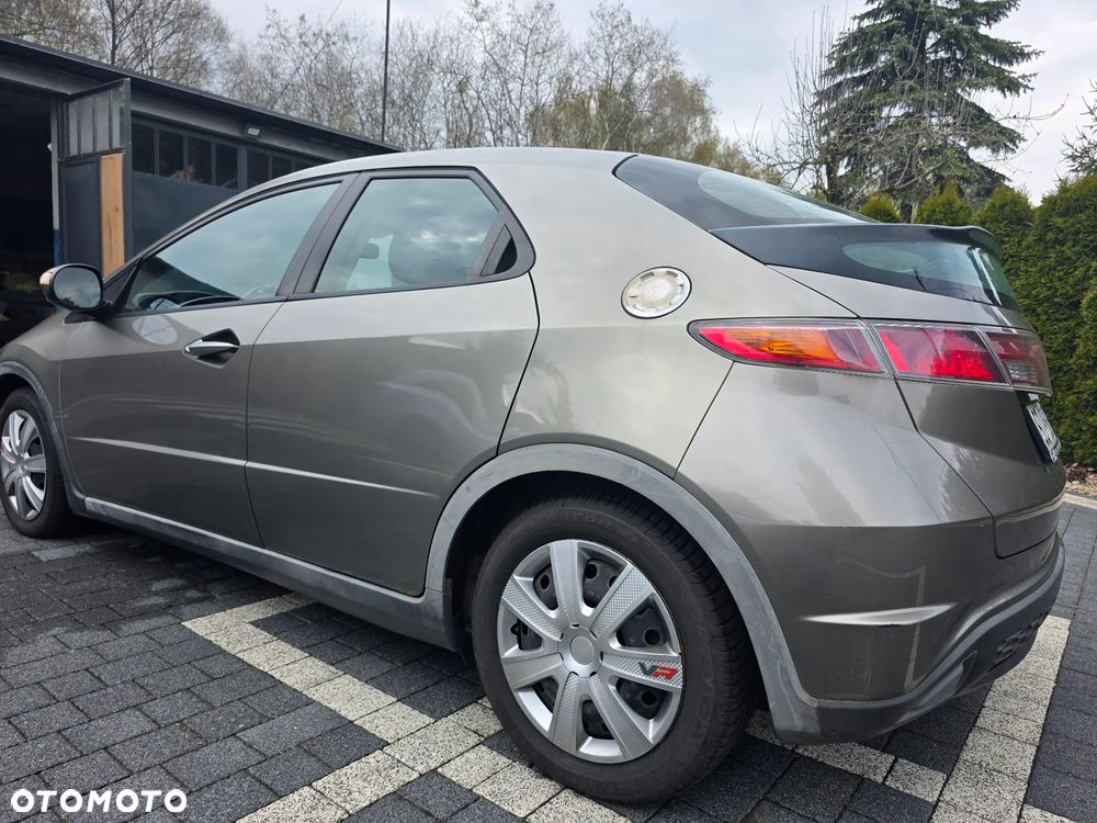 Honda Civic 1.4 Comfort - 3