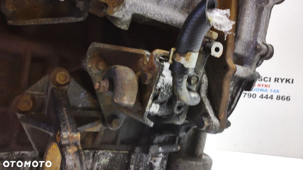 Nissan Silnik 2.2 DCI YD22 - 12