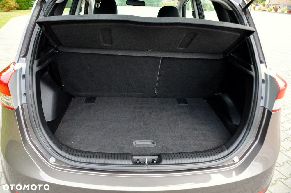 Hyundai ix20 - 38
