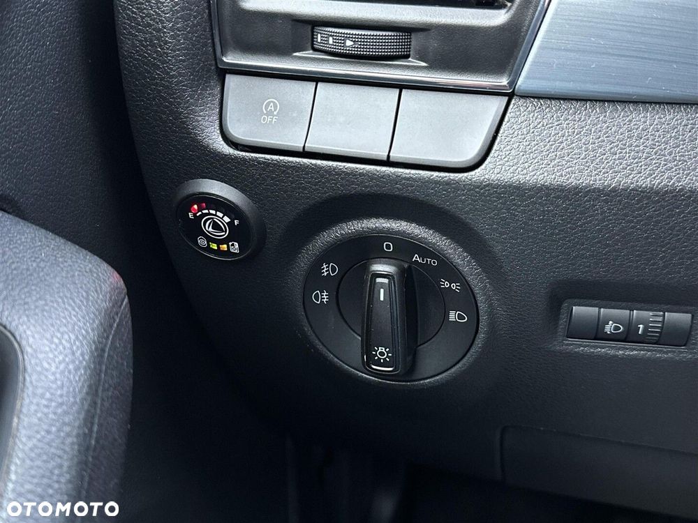 Skoda Fabia 1.0 Ambition - 18