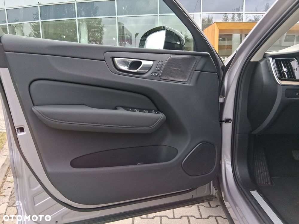 Volvo XC 60 - 18